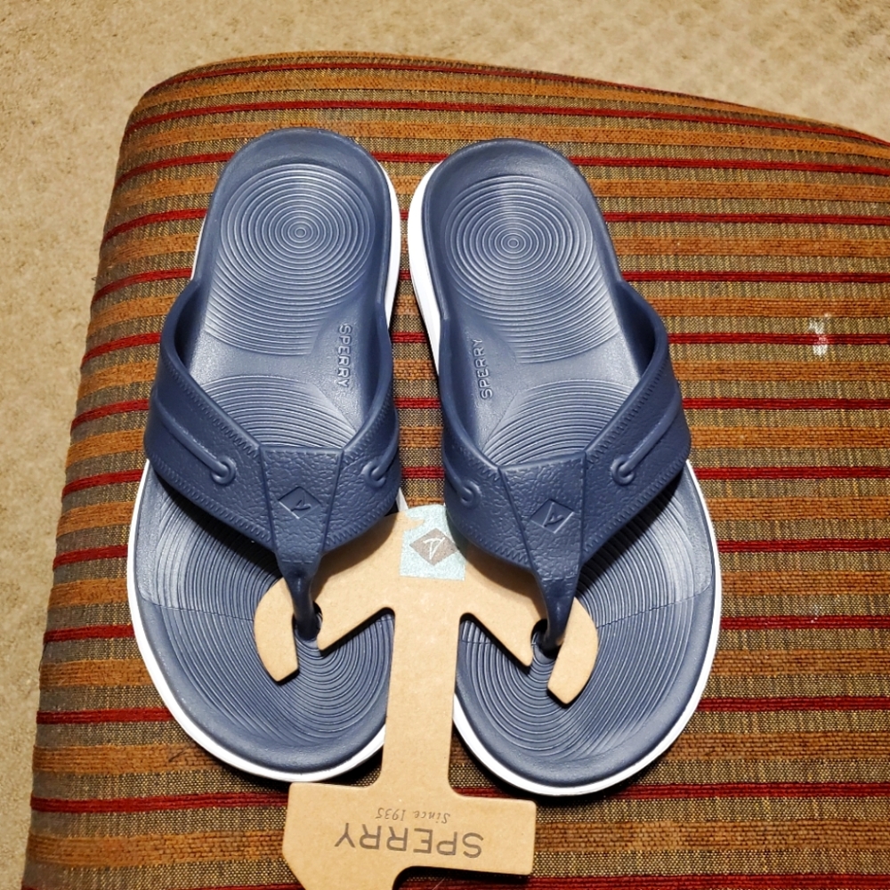Sperry windward flip flops